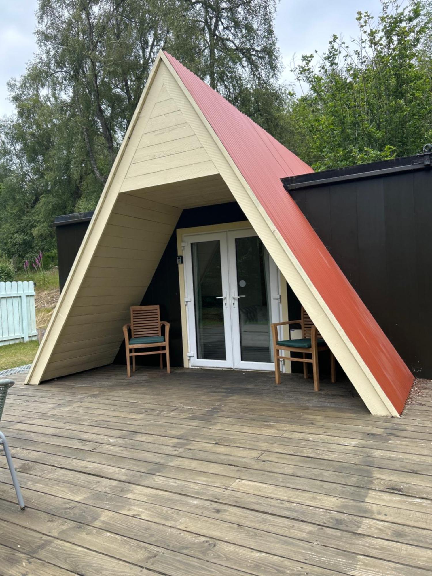 1Lochness Glam Lodges Inverness Exterior photo